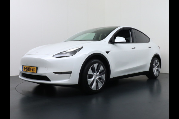 Tesla Model Y Long Range 514PK AWD 75kWh Trekhaak-1600KG Warmtepomp Full-Self-Driving Computer 3 Leder  19" GSM-Sleutel Stoelverw.- V+A+Stuur+ Keyless PDC-a+v Elek.Achterklep Lmv Led Standkachel 4WD LR 1e Eigenaar, origineel Nederlands Geleverd, Accu-Garantie t/m sept-2031
