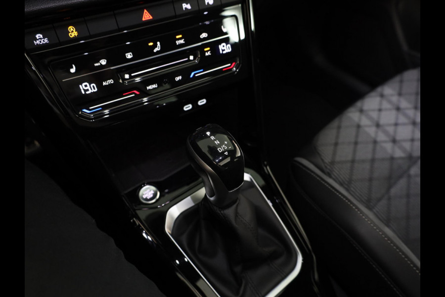 Volkswagen T-Roc 1.5 TSI R-Line Business 150pk DSG| Navi| 19'LM-velgen| Camera| LED Matrix