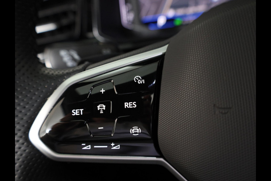 Volkswagen T-Roc 1.5 TSI R-Line Business 150pk DSG| Navi| 19'LM-velgen| Camera| LED Matrix