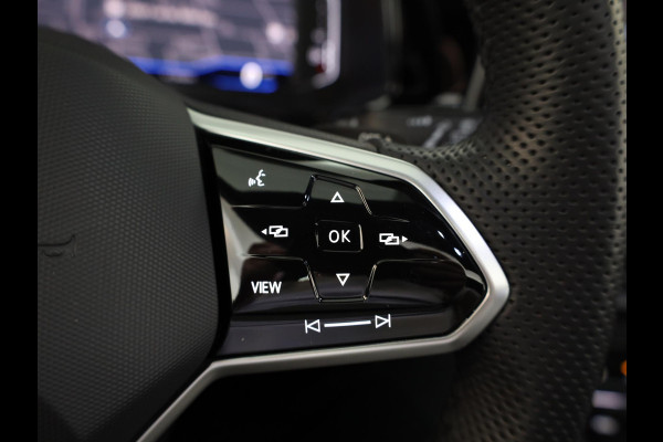Volkswagen T-Roc 1.5 TSI R-Line Business 150pk DSG| Navi| 19'LM-velgen| Camera| LED Matrix