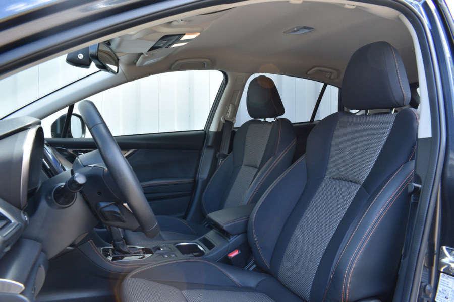 Subaru XV 1.6i Comfort | Trekhaak | Dealer onderhouden | Blis | Stoelverwarming |