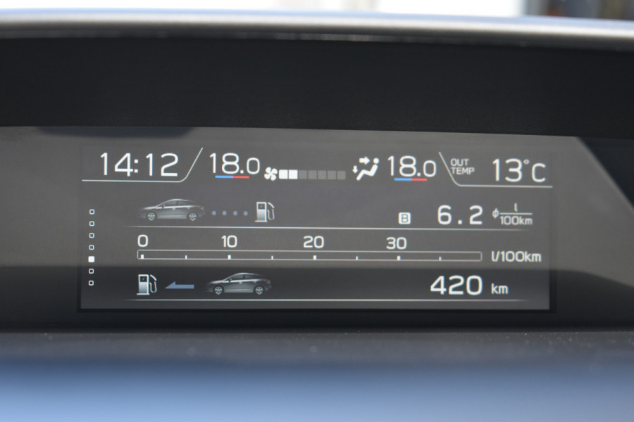 Subaru XV 1.6i Comfort | Trekhaak | Dealer onderhouden | Blis | Stoelverwarming |