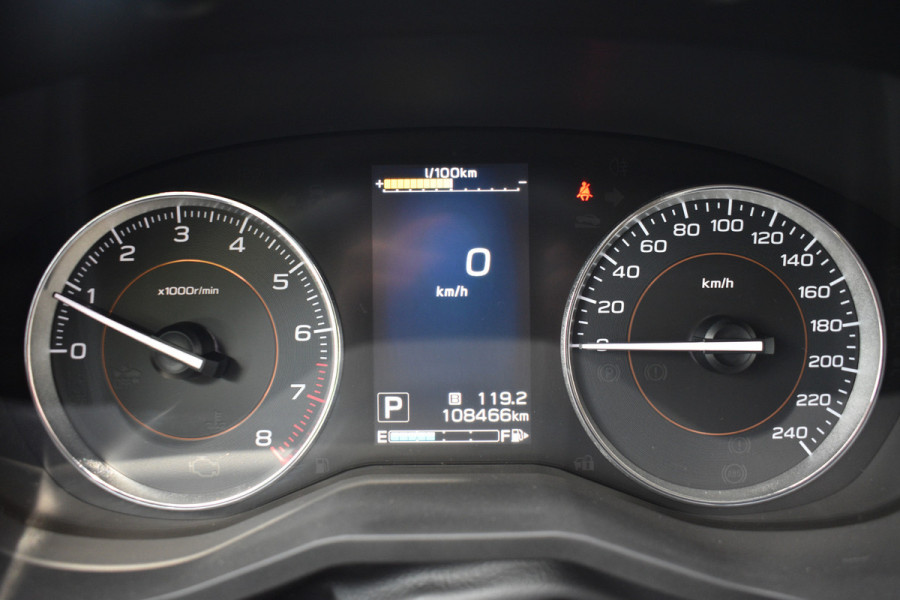 Subaru XV 1.6i Comfort | Trekhaak | Dealer onderhouden | Blis | Stoelverwarming |
