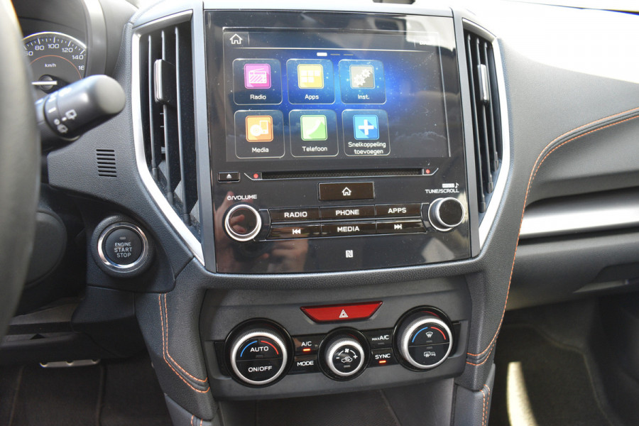 Subaru XV 1.6i Comfort | Trekhaak | Dealer onderhouden | Blis | Stoelverwarming |