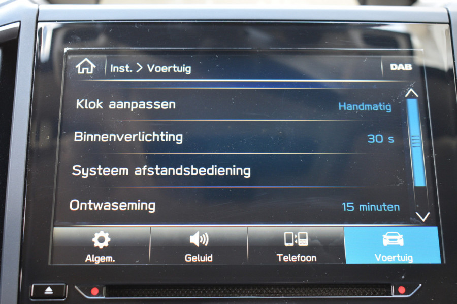 Subaru XV 1.6i Comfort | Trekhaak | Dealer onderhouden | Blis | Stoelverwarming |