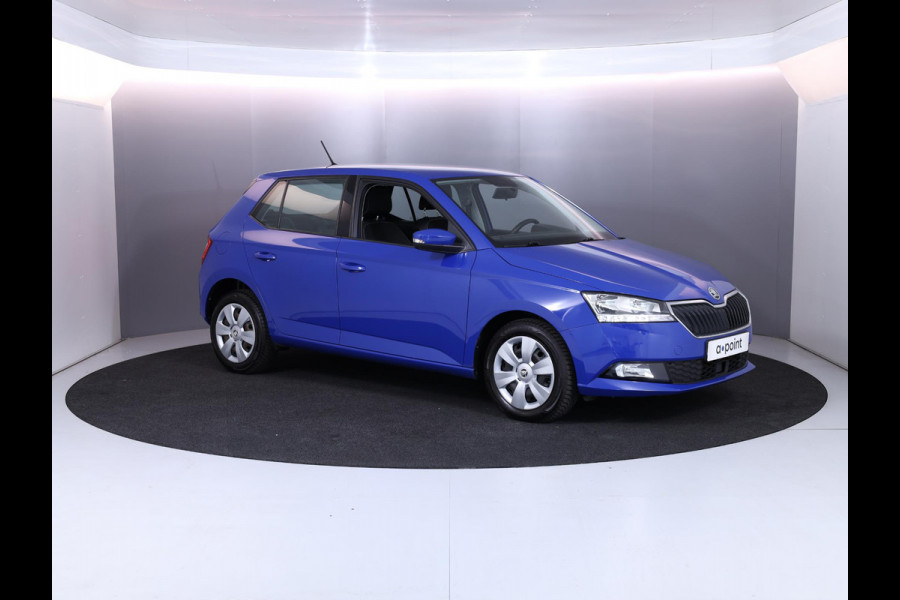 Škoda Fabia 1.0 TSI Ambition 95 pk | Navigatie via App | Parkeersensoren achter | Cruise control | Apple Carplay/Android Auto |