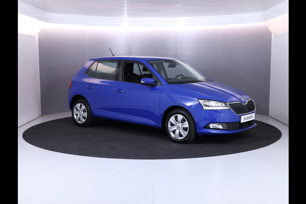 Škoda Fabia 1.0 TSI Ambition 95 pk | Navigatie via App | Parkeersensoren achter | Cruise control | Apple Carplay/Android Auto |