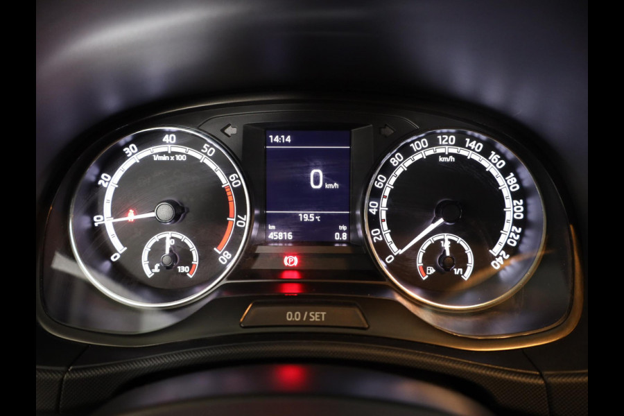 Škoda Fabia 1.0 TSI Ambition 95 pk | Navigatie via App | Parkeersensoren achter | Cruise control | Apple Carplay/Android Auto |