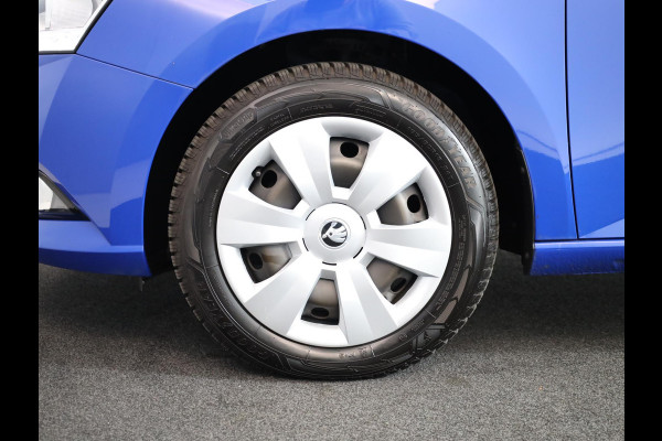 Škoda Fabia 1.0 TSI Ambition 95 pk | Navigatie via App | Parkeersensoren achter | Cruise control | Apple Carplay/Android Auto |