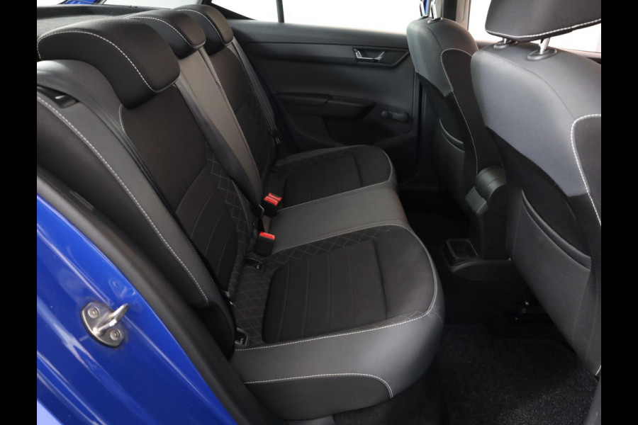 Škoda Fabia 1.0 TSI Ambition 95 pk | Navigatie via App | Parkeersensoren achter | Cruise control | Apple Carplay/Android Auto |