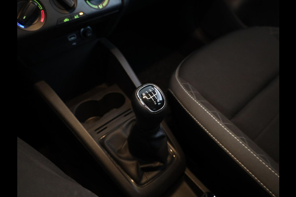 Škoda Fabia 1.0 TSI Ambition 95 pk | Navigatie via App | Parkeersensoren achter | Cruise control | Apple Carplay/Android Auto |