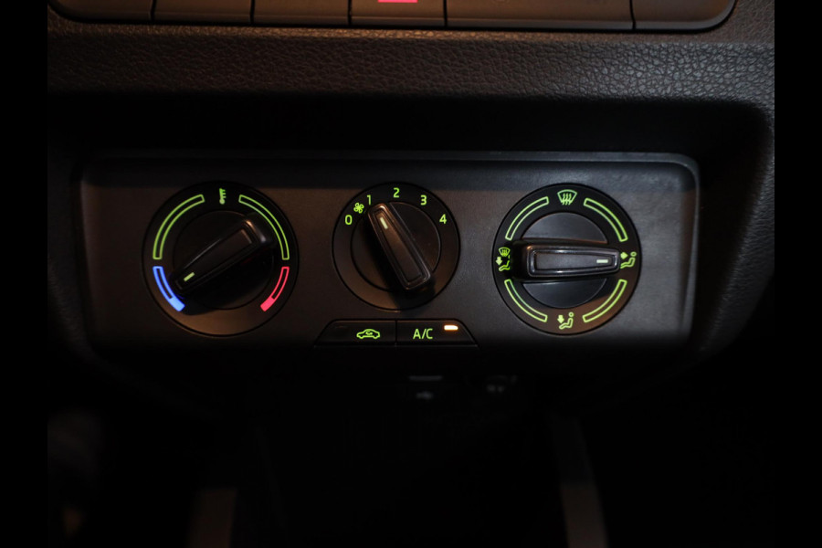 Škoda Fabia 1.0 TSI Ambition 95 pk | Navigatie via App | Parkeersensoren achter | Cruise control | Apple Carplay/Android Auto |