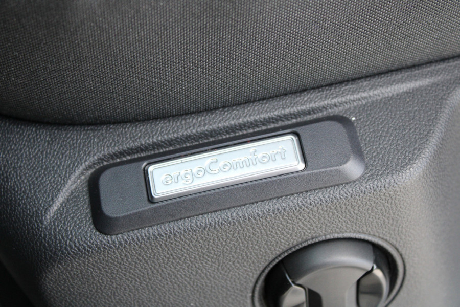 Volkswagen Caddy Cargo Maxi 2.0 TDI 122pk DSG7 - Carplay - Adaptive Cruise - Navigatie - Dig. cockpit - LED koplampen - Ergocomfort stoel - Stoelverwarming