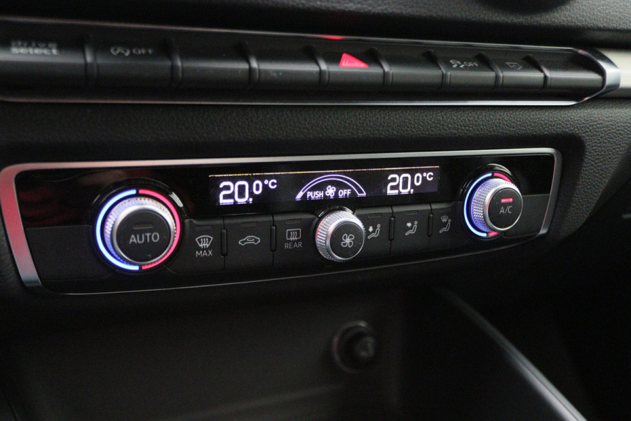 Audi A3 Limousine 35 TFSI CoD Sport S Line Edition Automaat LED, Navigatie, Climate, Cruise, PDC, 18"