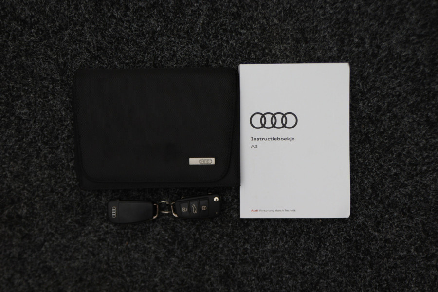 Audi A3 Limousine 35 TFSI CoD Sport S Line Edition Automaat LED, Navigatie, Climate, Cruise, PDC, 18"