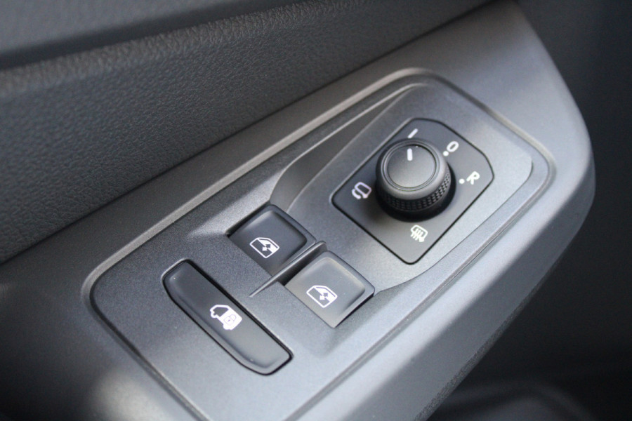 Volkswagen Caddy Cargo 2.0 TDI 122pk DSG7 - 2x Schuifdeur - Adaptive Cruise - Digital cockpit - LED koplampen - Stoelverwarming - Rijklaar