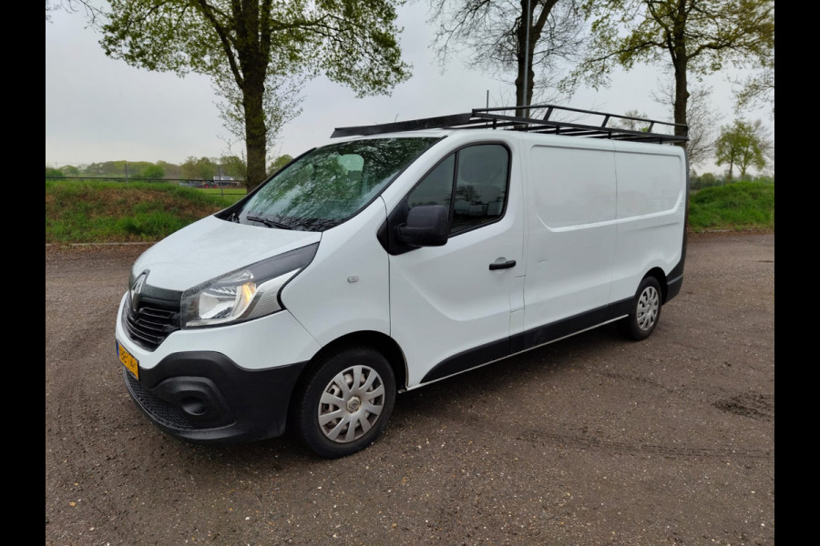 Renault Trafic D96pk L2H1 3-Persoons Trekhaak Cruise Control Comfort Energy Pdc 1.6dCi T29 Imperiaal Betonplexvloer Wandbetimmering Schuifdeur 2.000kg Trekgewicht Euro 6