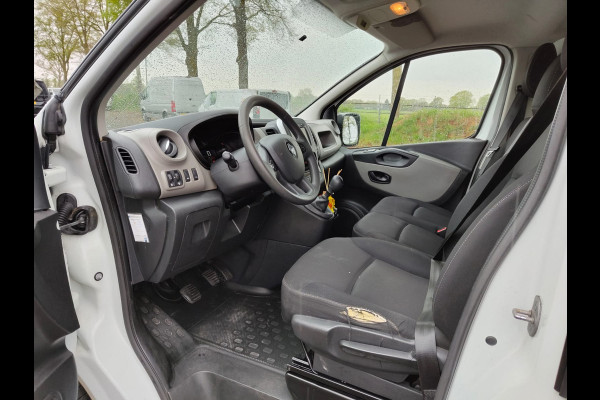 Renault Trafic D96pk L2H1 3-Persoons Trekhaak Cruise Control Comfort Energy Pdc 1.6dCi T29 Imperiaal Betonplexvloer Wandbetimmering Schuifdeur 2.000kg Trekgewicht Euro 6