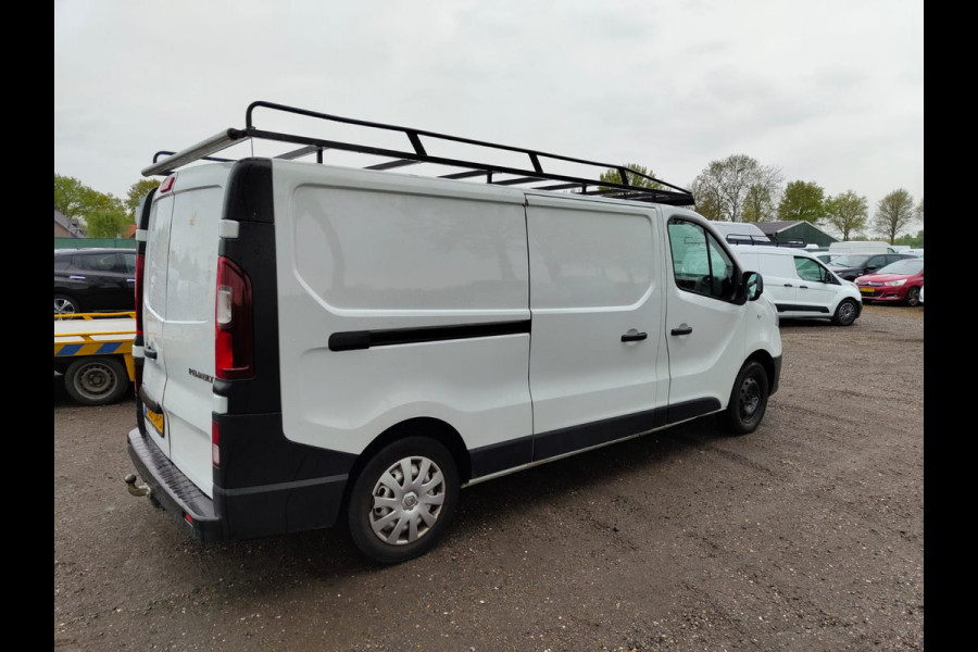 Renault Trafic D96pk L2H1 3-Persoons Trekhaak Cruise Control Comfort Energy Pdc 1.6dCi T29 Imperiaal Betonplexvloer Wandbetimmering Schuifdeur 2.000kg Trekgewicht Euro 6