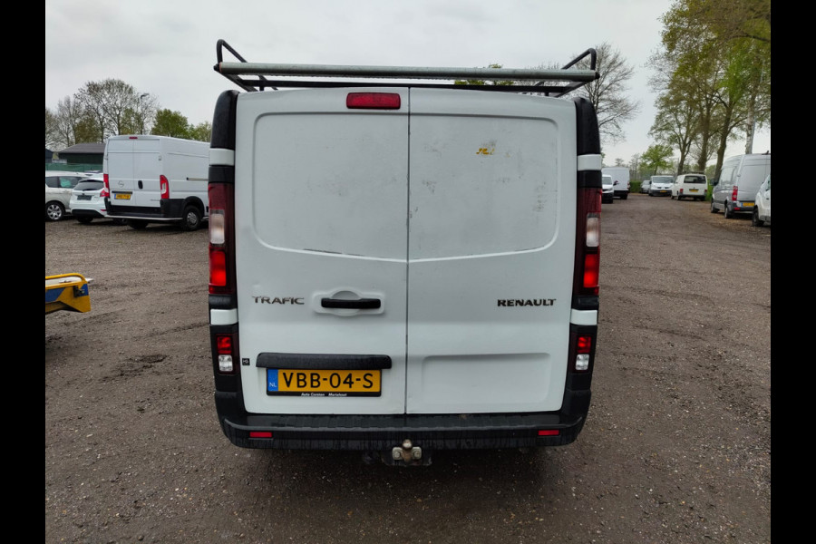 Renault Trafic D96pk L2H1 3-Persoons Trekhaak Cruise Control Comfort Energy Pdc 1.6dCi T29 Imperiaal Betonplexvloer Wandbetimmering Schuifdeur 2.000kg Trekgewicht Euro 6