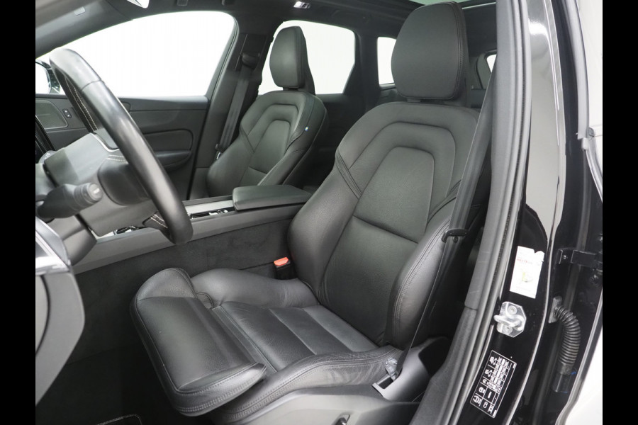 Volvo XC60 2.0 T8 Twin Engine AWD R-Design | Panoramadak | Pilot Assist | Harman/Kardon | Camera | Trekhaak