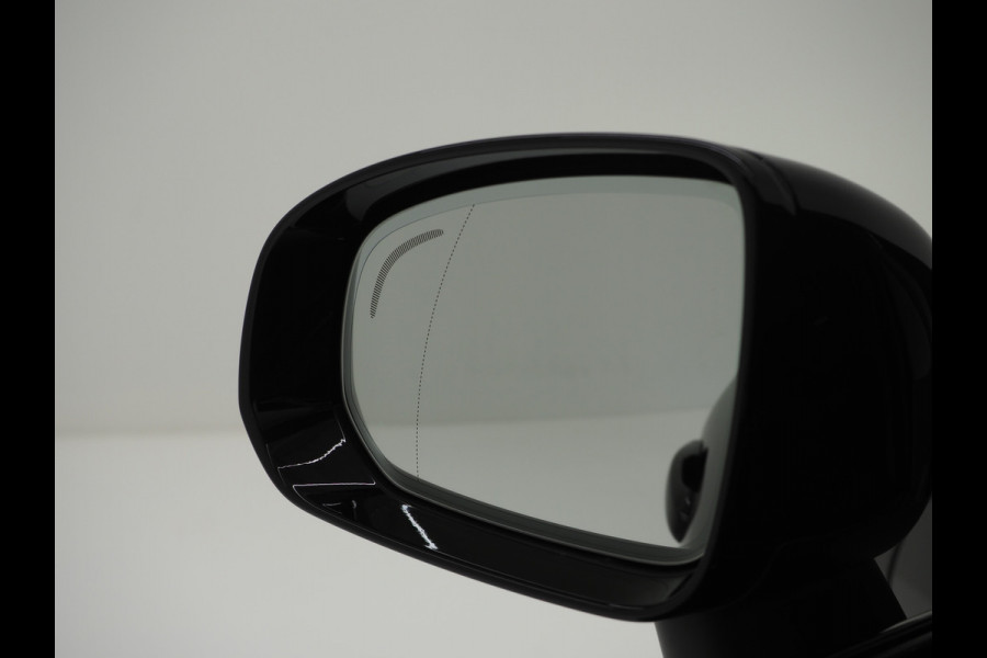 Volvo XC60 2.0 T8 Twin Engine AWD R-Design | Panoramadak | Pilot Assist | Harman/Kardon | Camera | Trekhaak