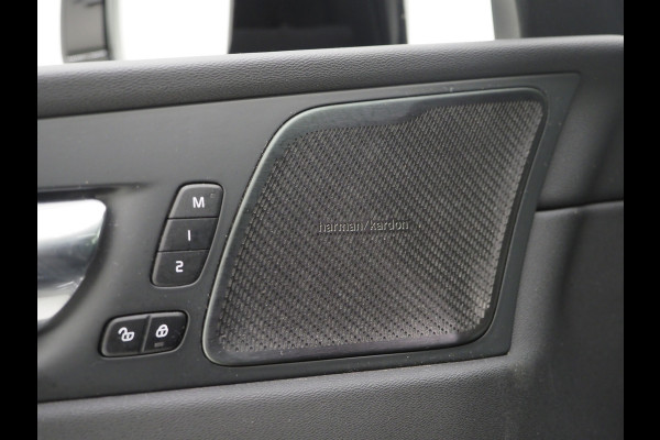 Volvo XC60 2.0 T8 Twin Engine AWD R-Design | Panoramadak | Pilot Assist | Harman/Kardon | Camera | Trekhaak
