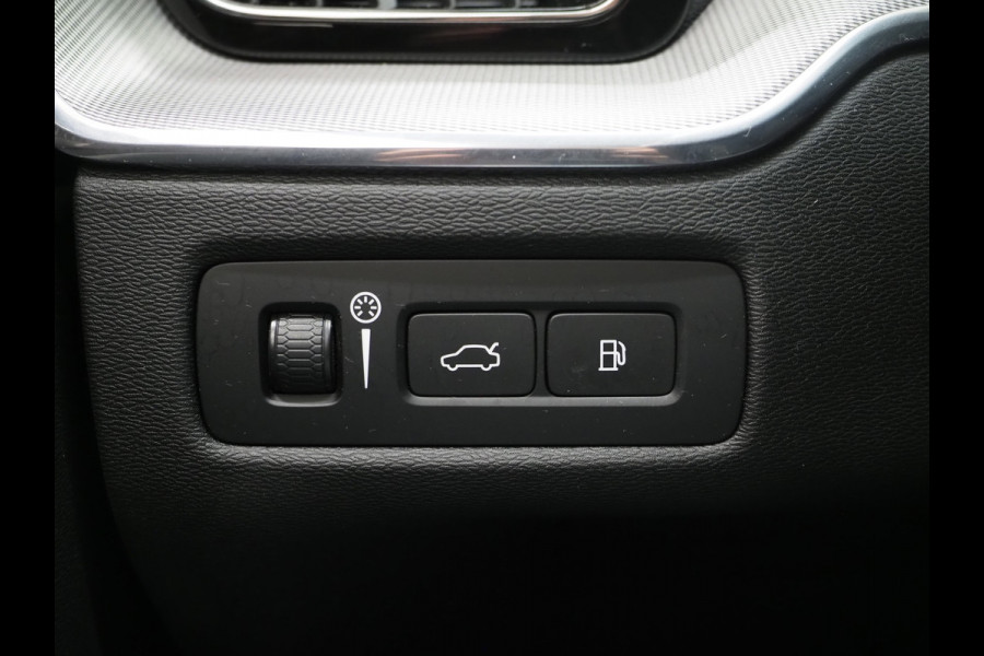 Volvo XC60 2.0 T8 Twin Engine AWD R-Design | Panoramadak | Pilot Assist | Harman/Kardon | Camera | Trekhaak
