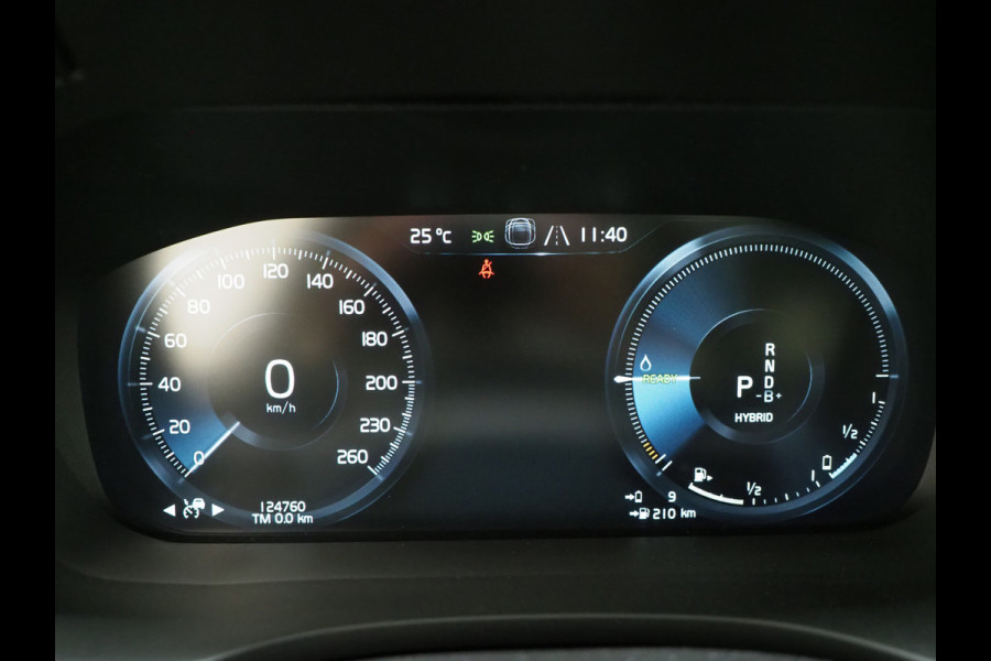 Volvo XC60 2.0 T8 Twin Engine AWD R-Design | Panoramadak | Pilot Assist | Harman/Kardon | Camera | Trekhaak