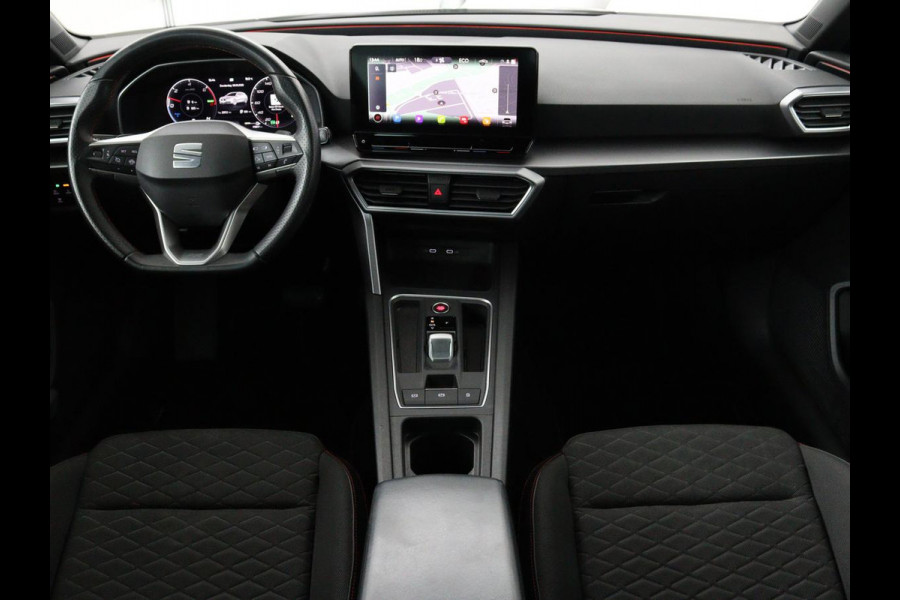 Seat Leon 1.4 TSI eHybrid PHEV FR | Trekhaak | Carplay | Full LED | Navigatie | Sportstoelen | Climate control | Parkeerhulp | Cruise control