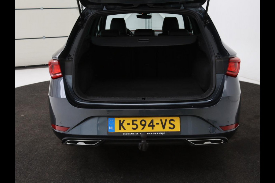 Seat Leon 1.4 TSI eHybrid PHEV FR | Trekhaak | Carplay | Full LED | Navigatie | Sportstoelen | Climate control | Parkeerhulp | Cruise control