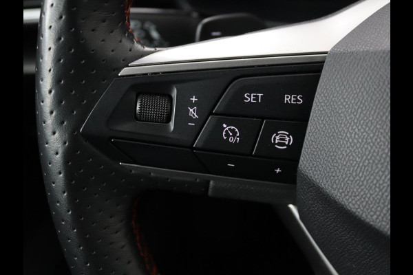 Seat Leon 1.4 TSI eHybrid PHEV FR | Trekhaak | Carplay | Full LED | Navigatie | Sportstoelen | Climate control | Parkeerhulp | Cruise control