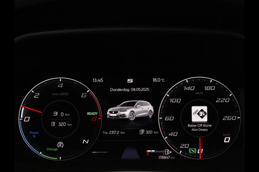 Seat Leon 1.4 TSI eHybrid PHEV FR | Trekhaak | Carplay | Full LED | Navigatie | Sportstoelen | Climate control | Parkeerhulp | Cruise control