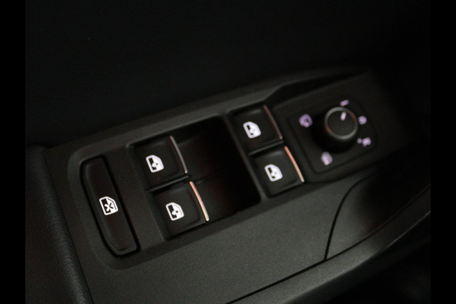 Seat Leon 1.4 TSI eHybrid PHEV FR | Trekhaak | Carplay | Full LED | Navigatie | Sportstoelen | Climate control | Parkeerhulp | Cruise control