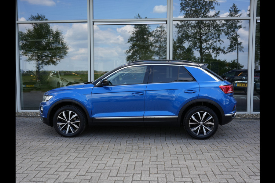 Volkswagen T-Roc 1.0 TSI Style | Navigatie | Virtual | DAB | Climate Control | Trekhaak