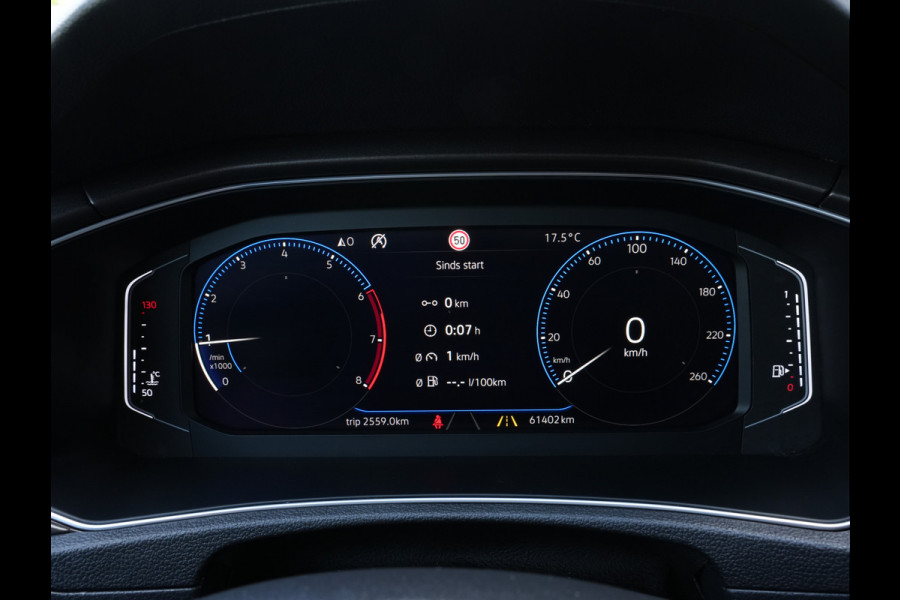 Volkswagen T-Roc 1.0 TSI Style | Navigatie | Virtual | DAB | Climate Control | Trekhaak
