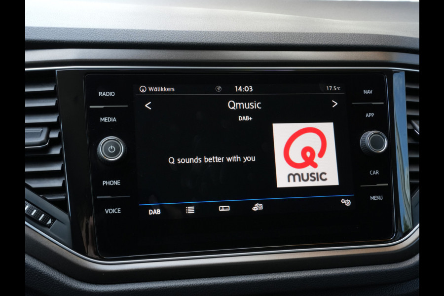 Volkswagen T-Roc 1.0 TSI Style | Navigatie | Virtual | DAB | Climate Control | Trekhaak