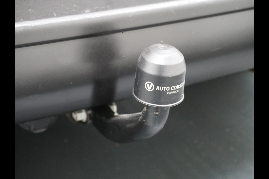 Peugeot Expert 1.5HDI 100 Premium Trekhaak Airco Bluetooth Cruise Control Regen/Lichtsensor Betonplex vloer Lat om Lat Schuifdeur Dealeronderhouden! Recent onderhoud gehad.