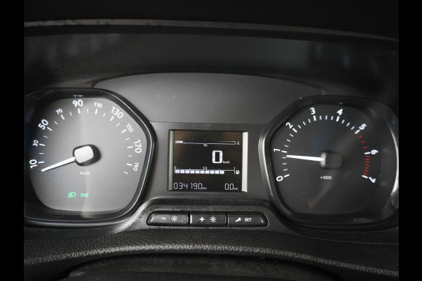 Peugeot Expert 1.5HDI 100 Premium Trekhaak Airco Bluetooth Cruise Control Regen/Lichtsensor Betonplex vloer Lat om Lat Schuifdeur Dealeronderhouden! Recent onderhoud gehad.