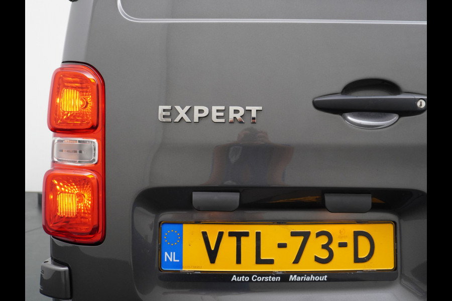Peugeot Expert 1.5HDI 100 Premium Trekhaak Airco Bluetooth Cruise Control Regen/Lichtsensor Betonplex vloer Lat om Lat Schuifdeur Dealeronderhouden! Recent onderhoud gehad.