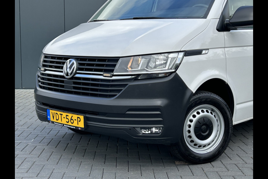 Volkswagen Transporter 2.0 TDI 150 PK AUTOMAAT 6.1 / L2H1 / DUBBEL CABINE / AIRCO / CRUISE / NAVI / TREKHAAK