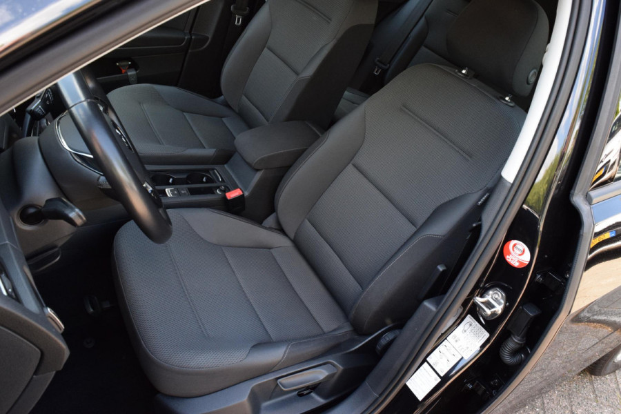 Volkswagen Golf 1.0 TSI Comfortline|2xPDC|Carplay|ACC|