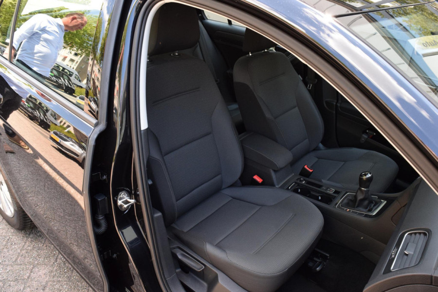 Volkswagen Golf 1.0 TSI Comfortline|2xPDC|Carplay|ACC|