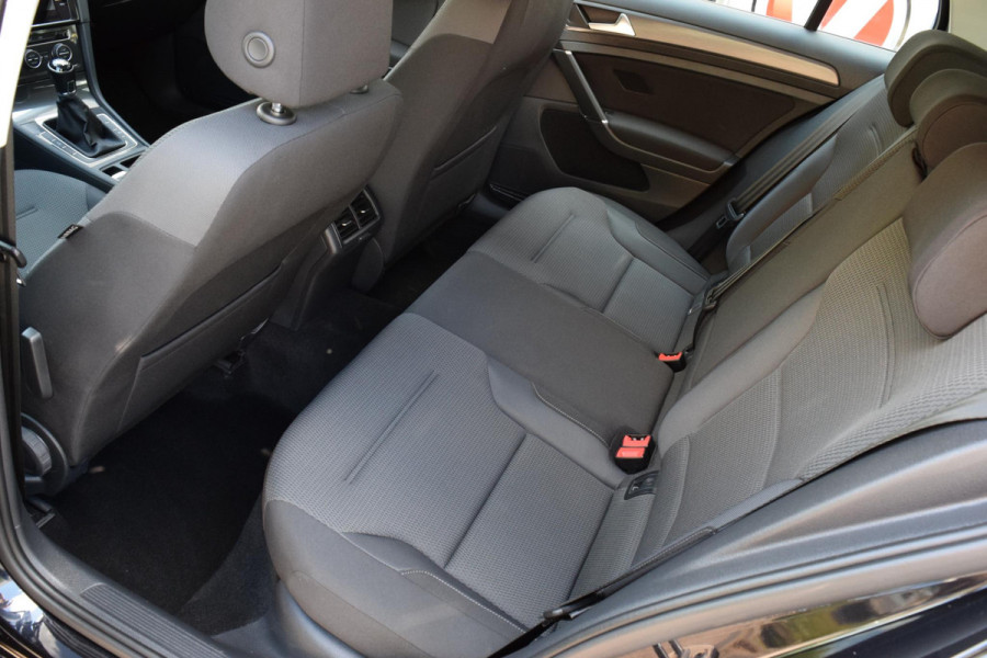 Volkswagen Golf 1.0 TSI Comfortline|2xPDC|Carplay|ACC|