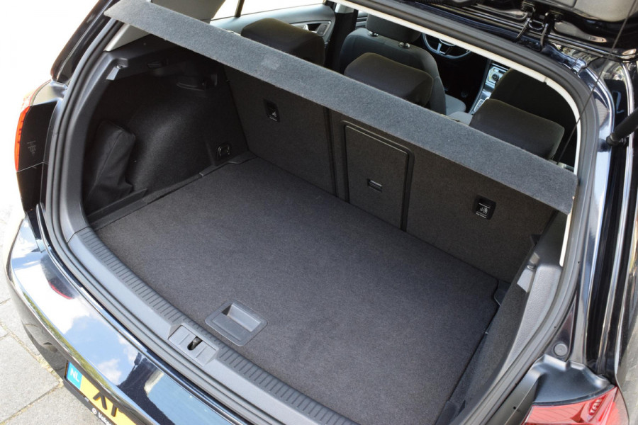 Volkswagen Golf 1.0 TSI Comfortline|2xPDC|Carplay|ACC|