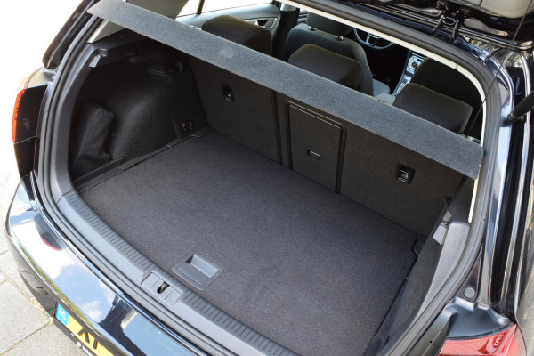 Volkswagen Golf 1.0 TSI Comfortline|2xPDC|Carplay|ACC|