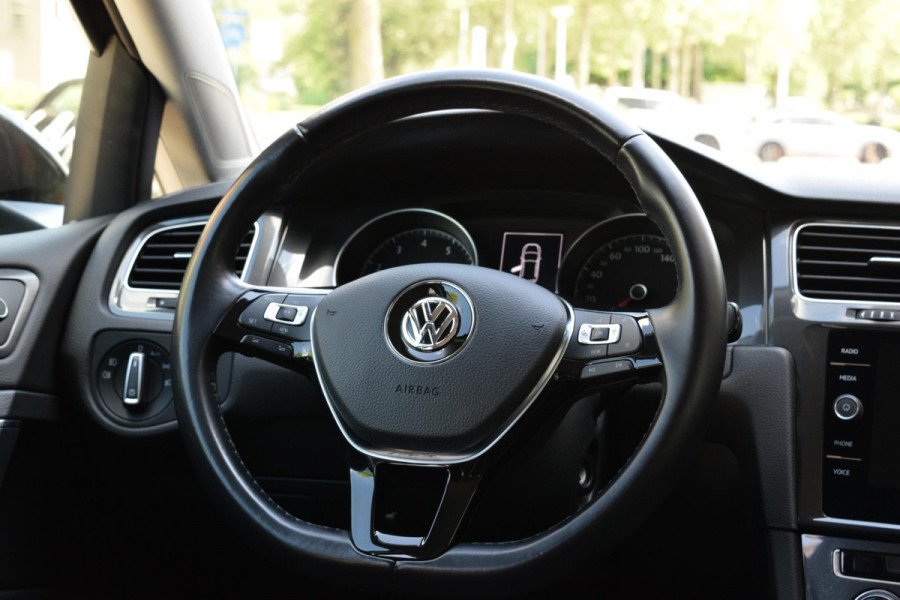 Volkswagen Golf 1.0 TSI Comfortline|2xPDC|Carplay|ACC|