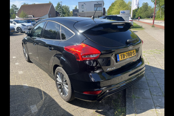Ford Focus 1.0 Ecoboost ST-Line 125pk | Cruise Control | Climate Control | Lichtmetalen Wielen |