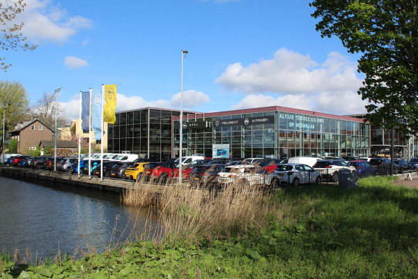 Opel Mokka 1.2 Turbo Business Elegance Automaat | Navigatie | Achteruitrijcamera | Keyless Start/Entry | Apple Carplay/Android Auto |
