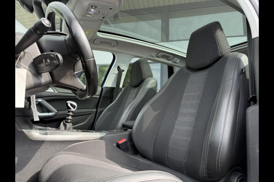 Peugeot 308 SW 1.5 BlueHDi 130pk Premium | Navi  | Camera | Panorama | Trekhaak |